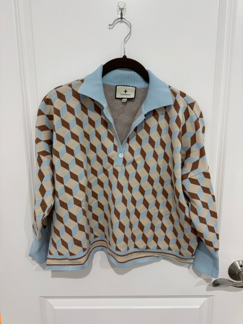 Tuckernuck Ocean Spray Knit Geo Clayton Polo
Ocean Spray / XS/S